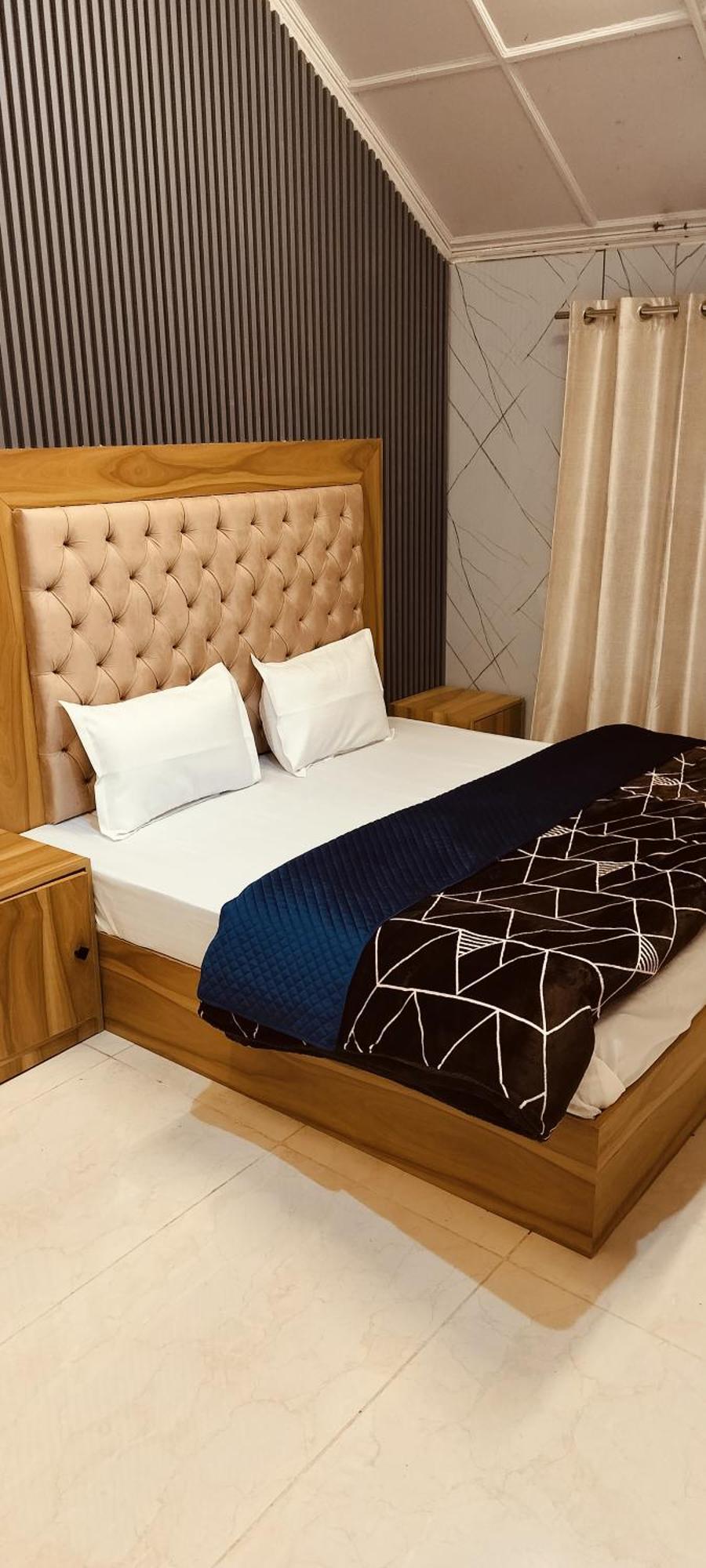 Madan Kunj B & B Mall Road شيملا المظهر الخارجي الصورة