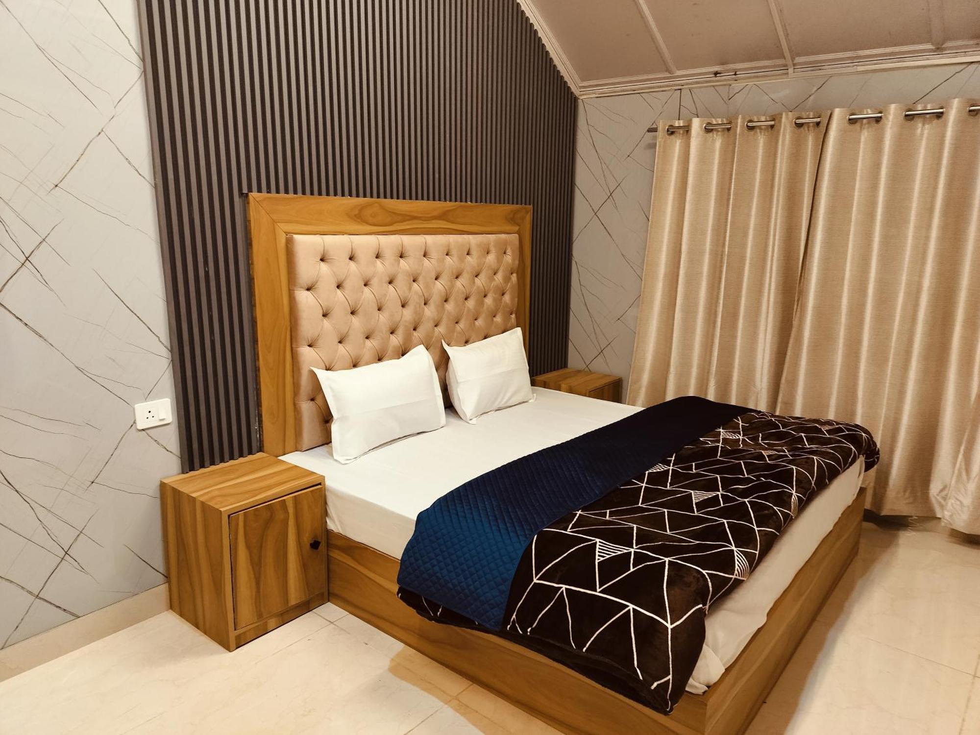 Madan Kunj B & B Mall Road شيملا المظهر الخارجي الصورة
